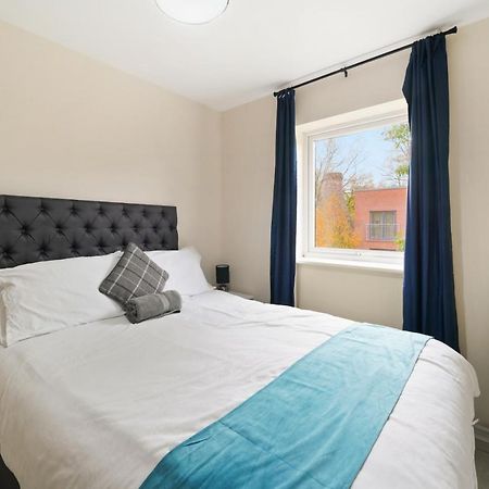 Peaceful 2Br Flat With Historic Bottle Kilns View & Free Parking Located Near City Centre Stoke-on-Trent Ngoại thất bức ảnh